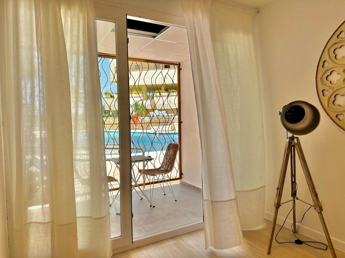 Loft 18 Beachfront Marbella Center Exterior photo